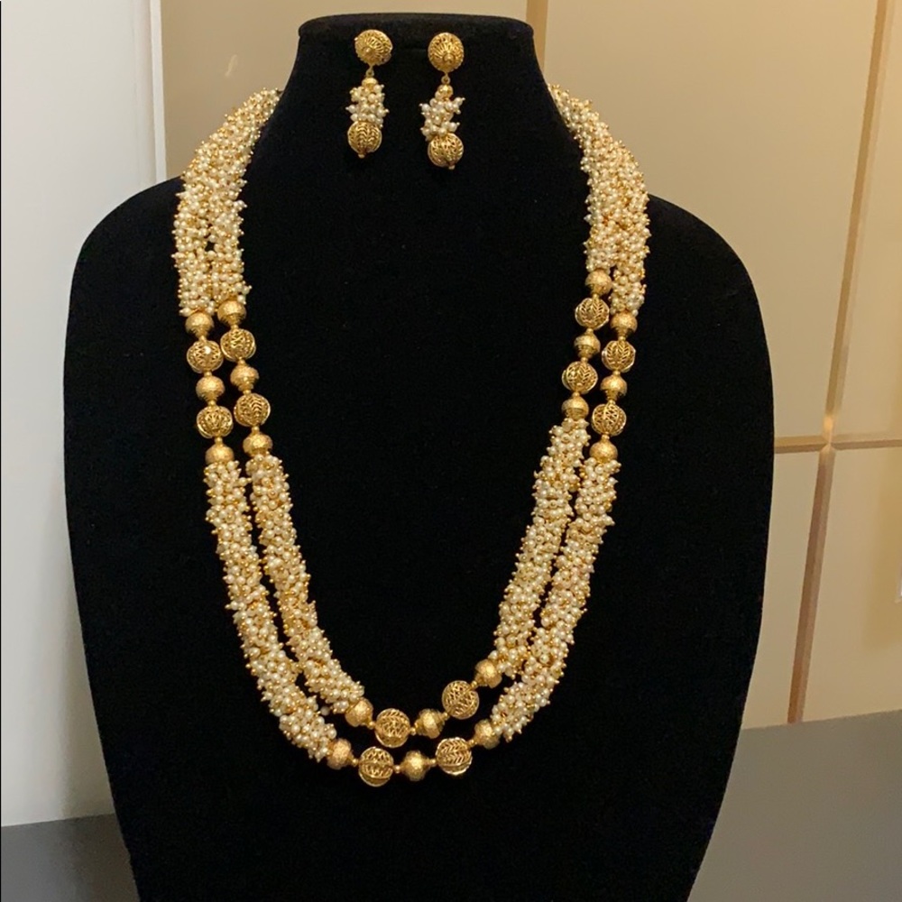 2 layer pearl necklace